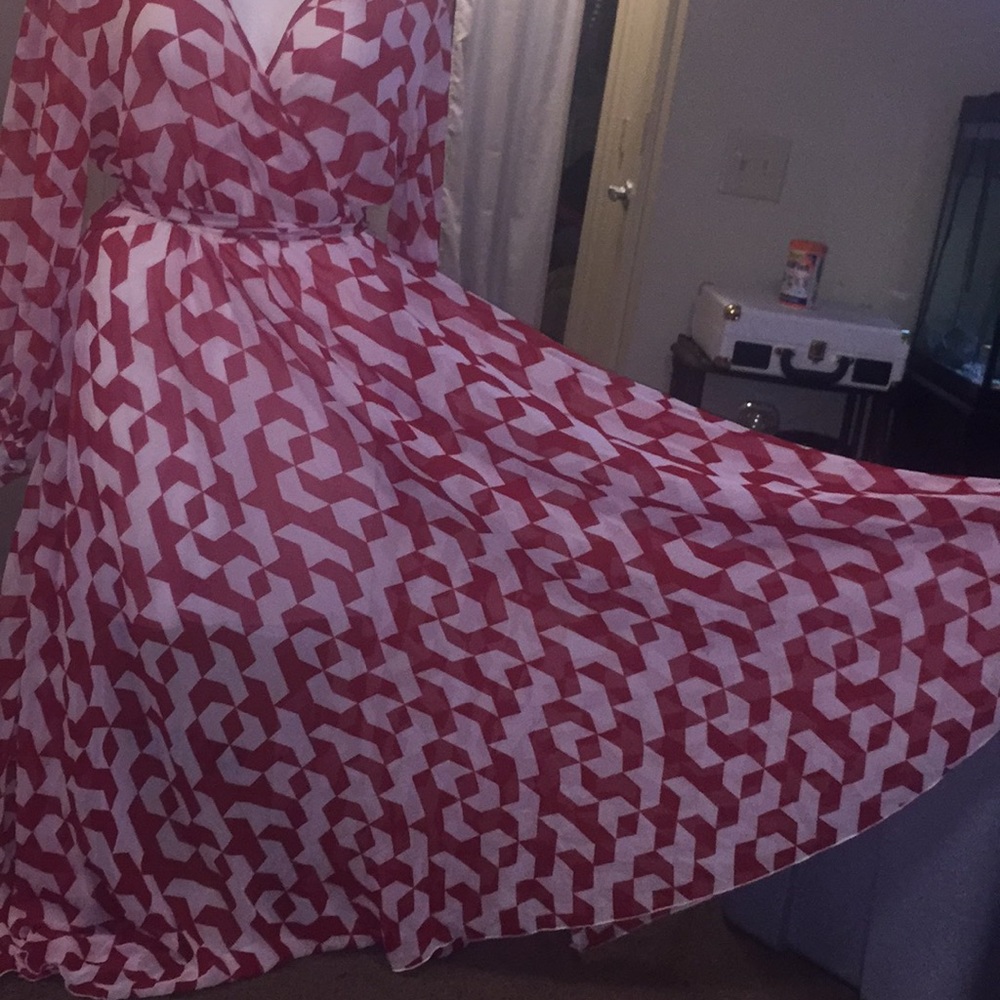 Dress - Picture 2 of 3